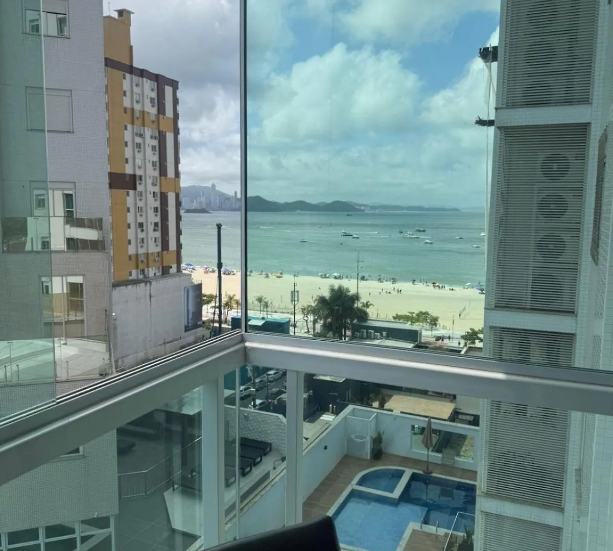 Luxo E Moderno Em Um Unico Lugar, Com Maximo Conforto E Otima Localizacao Balneario Camboriu 0*,  Brezilya